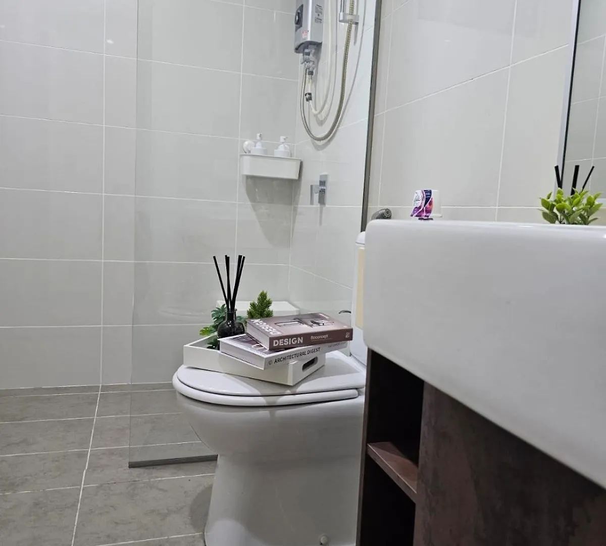 Midvally Mosaic Southkey 3Br Johor Bahru Malaysia