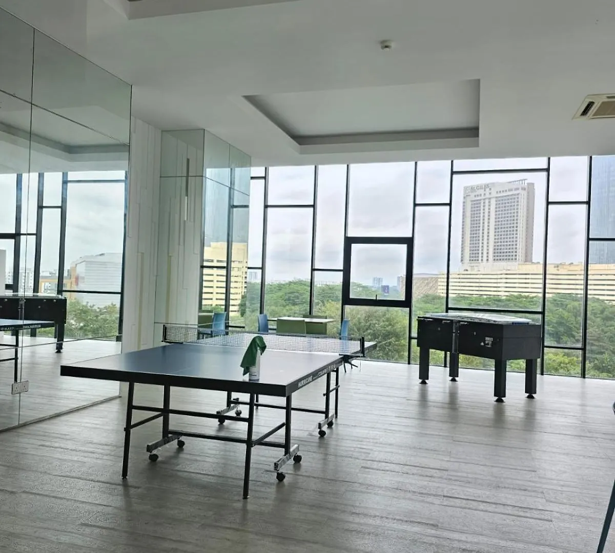 Midvally Mosaic Southkey 3Br Johor Bahru 0*,  Malaysia
