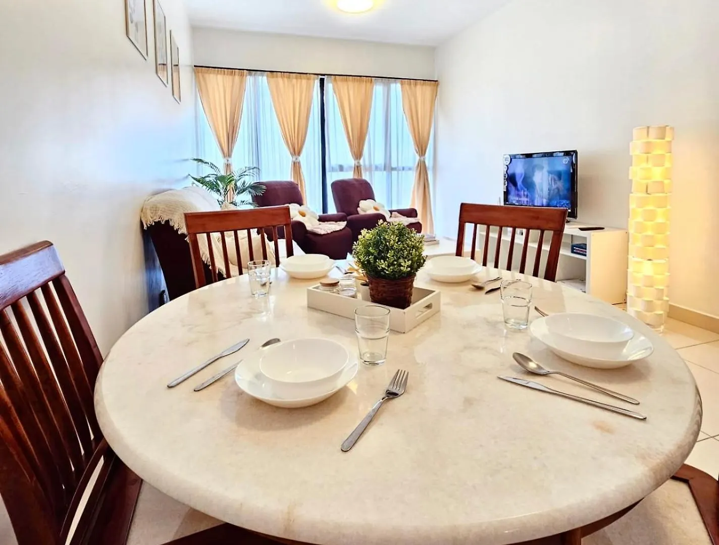 Midvally Mosaic Southkey 3Br Johor Bahru 0*,